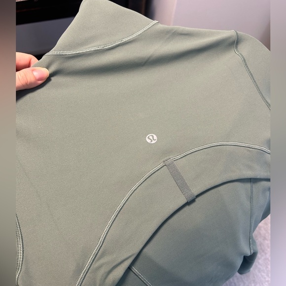 LULULEMON - Tag on - Define Jacket *Nulu - Picture 4 of 7